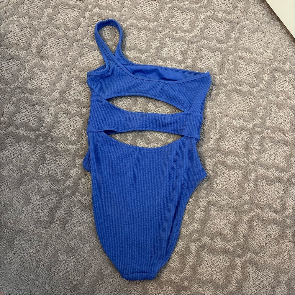 Aerie Crinkle Cut Out One Shoulder One Piece Swimsuit Electric Blue S Full Cover - Picture 7 of 8